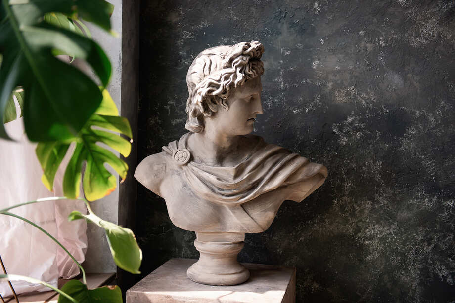 imagen de un busto del dios Apolo